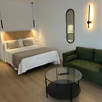 Seashore - A La Orilla Del Mar En Apartament Nerja